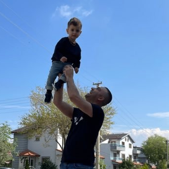 Erkin Kuscu (erkinkuscu.lens) Lens social identity (.lens handle) PFP