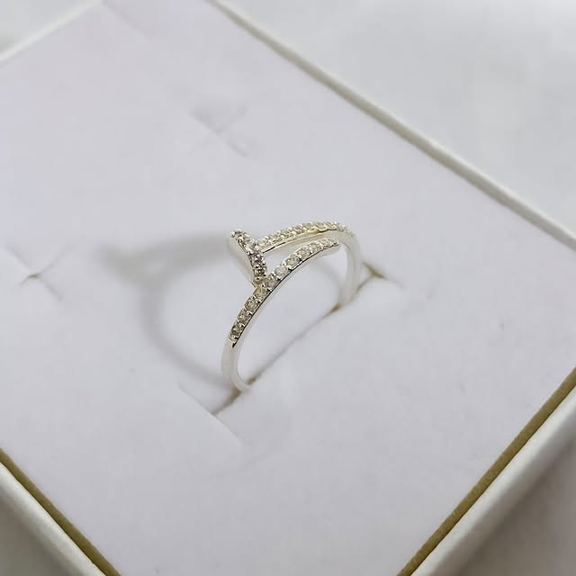 Alexandra Relic (comscore.lens) Lens social identity (.lens handle) PFP