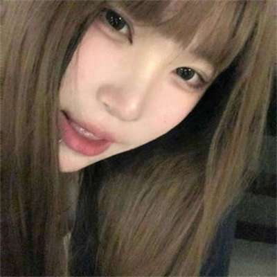 Yvonne Hughes (eeeeeii.lens) Lens social identity (.lens handle) PFP