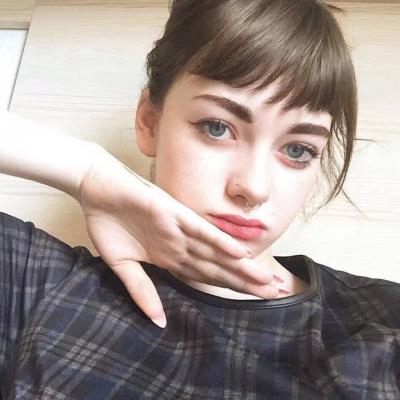 There (theraz.lens) Lens social identity (.lens handle) PFP