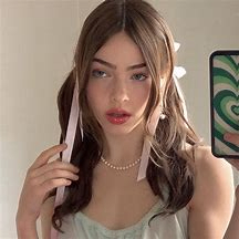 latifahaty (latifahaty.lens) Lens social identity (.lens handle) PFP