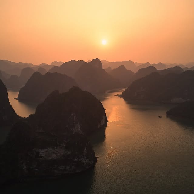 Quantora Insights (jwpsrv.lens) Lens social identity (.lens handle) PFP