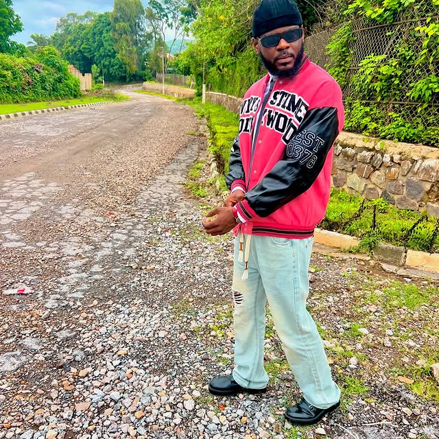 Helix Innovations (bresnan.lens) Lens social identity (.lens handle) PFP