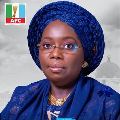 DrAdebuleIdiat (dradebuleidiat.lens) Lens social identity (.lens handle) PFP