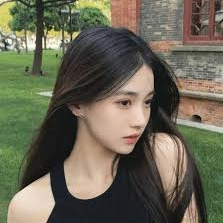 ZephyrGlow (kikiy.lens) Lens social identity (.lens handle) PFP