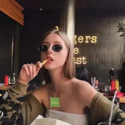 Accommodation (hoooh123456789012.lens) Lens social identity (.lens handle) PFP