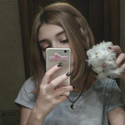 LukeDavis (lukedavis.lens) Lens social identity (.lens handle) PFP