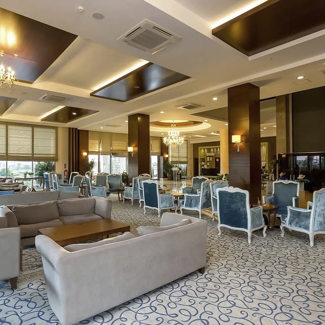 Lexi Harper (shopbop.lens) Lens social identity (.lens handle) PFP