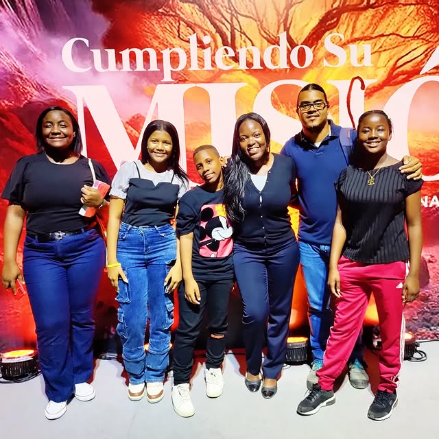 Elara Quantumforge (servebom.lens) Lens social identity (.lens handle) PFP