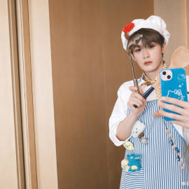 j   bnmn vjmkghb (jackfruit.lens) Lens social identity (.lens handle) PFP