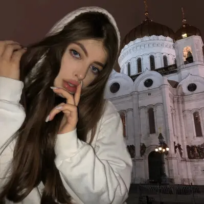 ArianaPaisley (hunterskylar.lens) Lens social identity (.lens handle) PFP