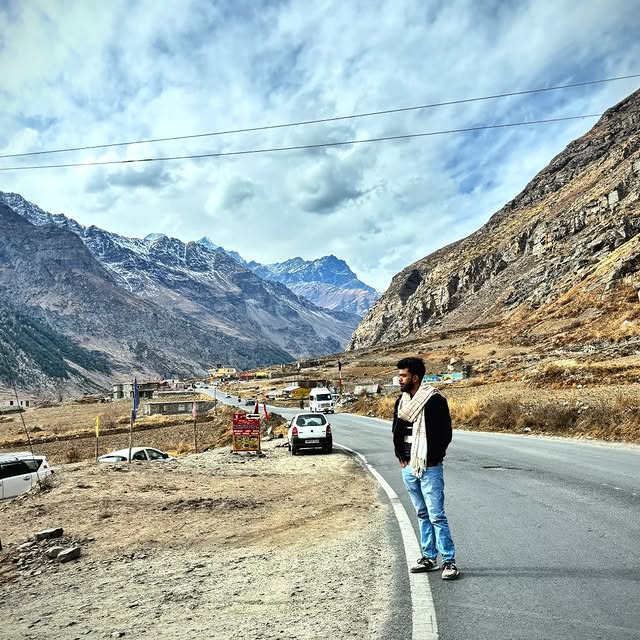 Lunar Visionary (sendgrid.lens) Lens social identity (.lens handle) PFP