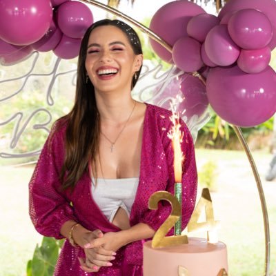 LauCorreaG (laucorreag.lens) Lens social identity (.lens handle) PFP