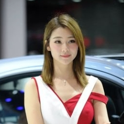 Viola Hemingway (yyyjj.lens) Lens social identity (.lens handle) PFP