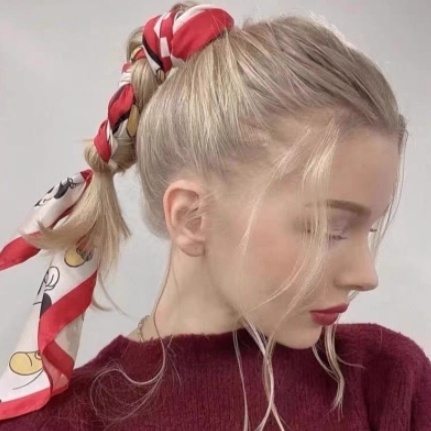 Ursula (corneliapowell.lens) Lens social identity (.lens handle) PFP