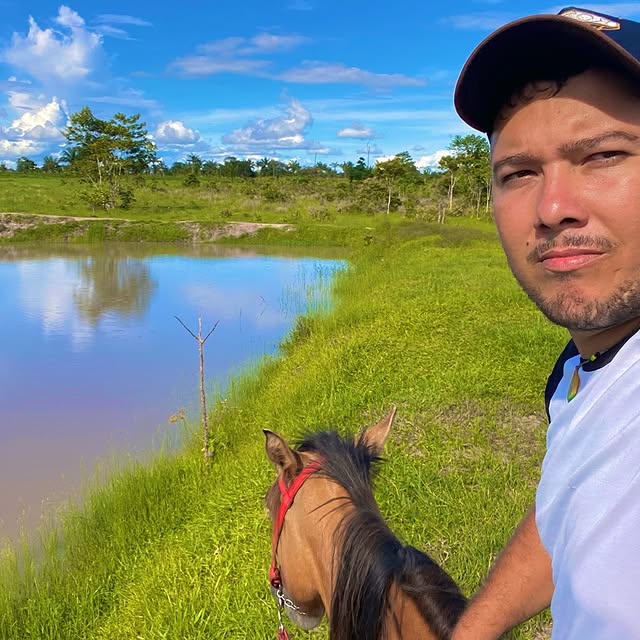 Penelope Farrington (gtimg.lens) Lens social identity (.lens handle) PFP