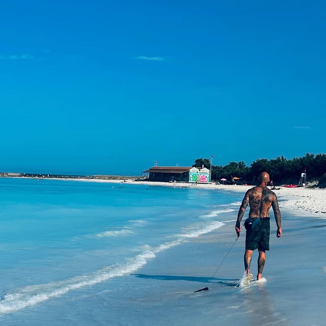 Eleanor Ashford (herecomesyourman.lens) Lens social identity (.lens handle) PFP