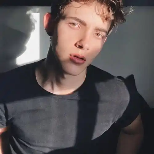 taozi (tz888.lens) Lens social identity (.lens handle) PFP