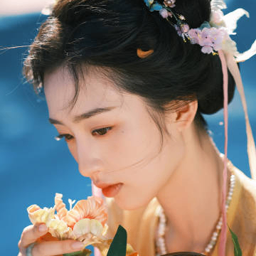 cxmcuseuydhgs (lingonberry.lens) Lens social identity (.lens handle) PFP