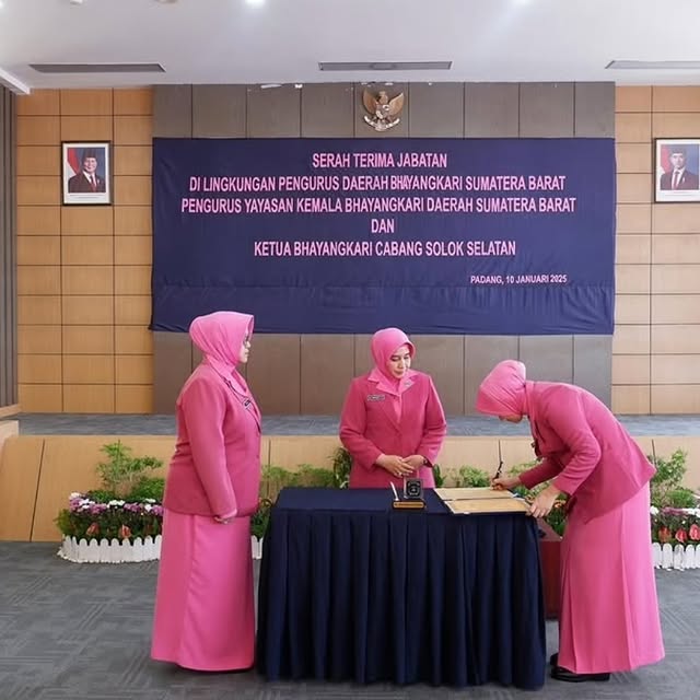 Ink Chronicles (aejohg.lens) Lens social identity (.lens handle) PFP