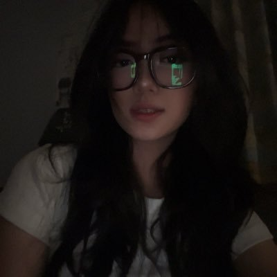 Elle (ruu12.lens) Lens social identity (.lens handle) PFP