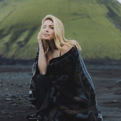 views_magical (viewsmagical.lens) Lens social identity (.lens handle) PFP