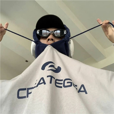 Patrick Whitman (ooooof.lens) Lens social identity (.lens handle) PFP