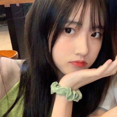 SarahChal88425 (hrieu.lens) Lens social identity (.lens handle) PFP