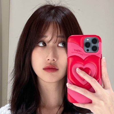 Ezenwata (tjut4r.lens) Lens social identity (.lens handle) PFP