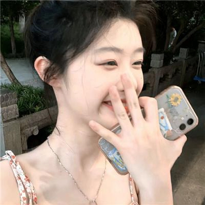 Cute gir1 (jloop.lens) Lens social identity (.lens handle) PFP