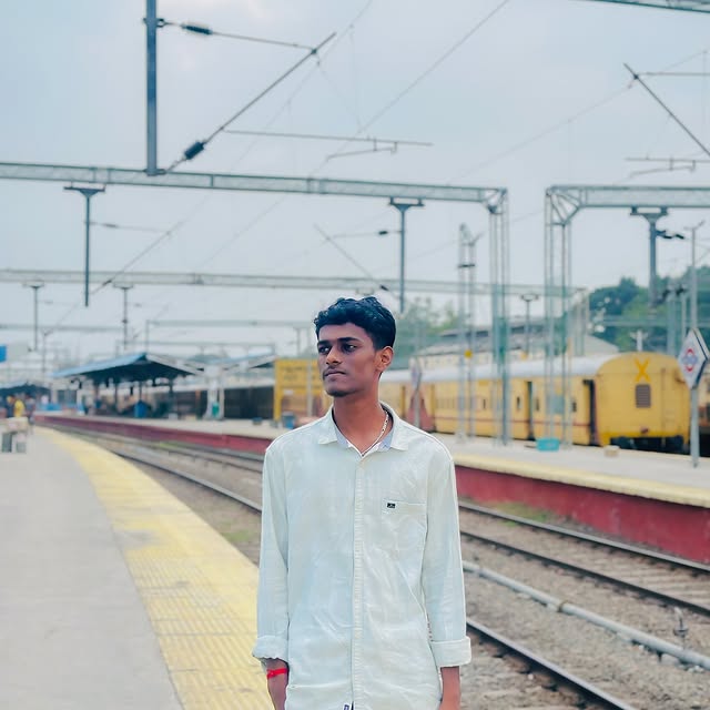 The Golden Boot (theroot.lens) Lens social identity (.lens handle) PFP