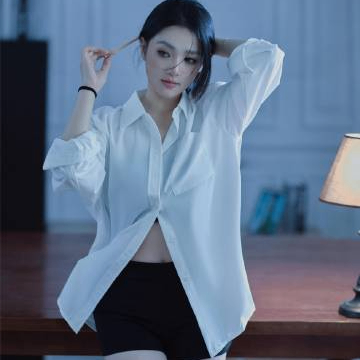 j   bnmn vjmkghb (uglifruit.lens) Lens social identity (.lens handle) PFP