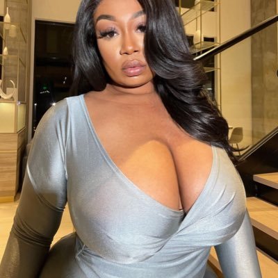 BrittneyTonee (brittneytonee.lens) Lens social identity (.lens handle) PFP