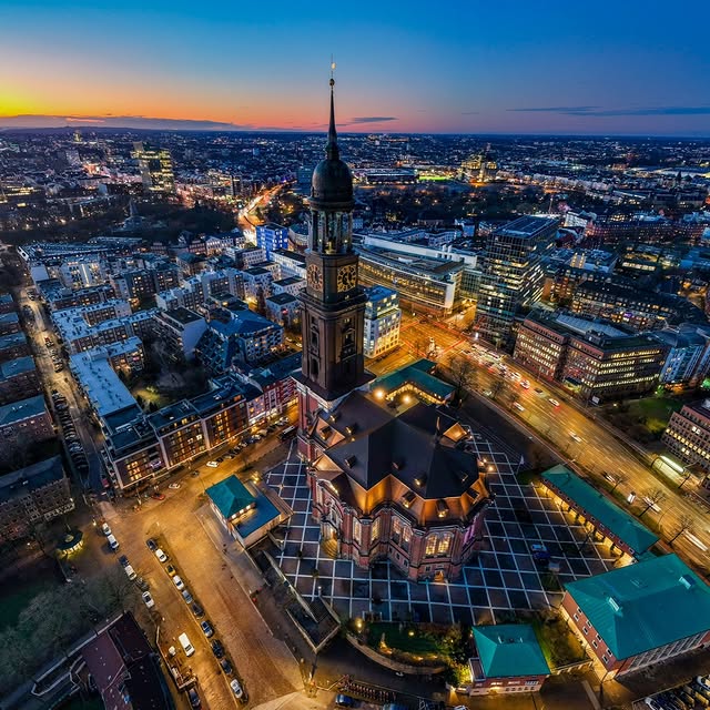 Stratos Vortex (adxpose.lens) Lens social identity (.lens handle) PFP