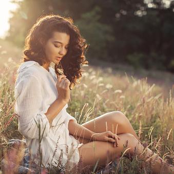 emmahillna (emmahilna.lens) Lens social identity (.lens handle) PFP