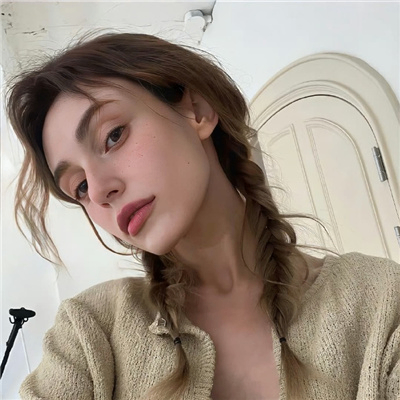 Moonmiss (missmoon.lens) Lens social identity (.lens handle) PFP