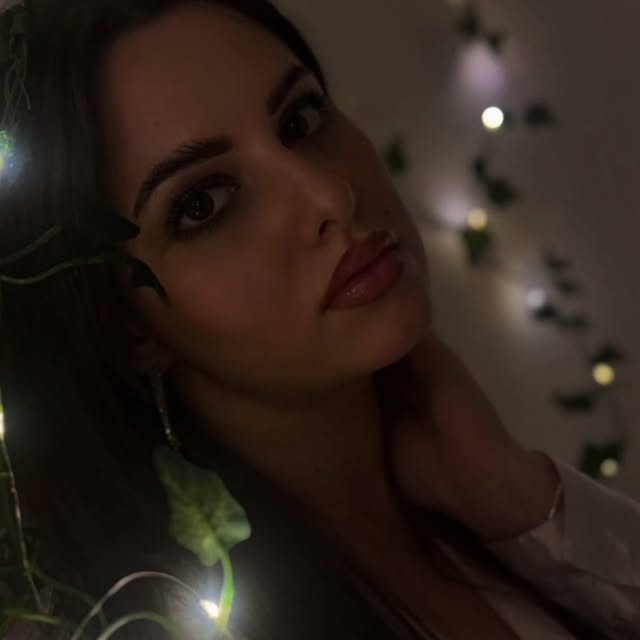 Quark Explorer 🌌 (vdopia.lens) Lens social identity (.lens handle) PFP