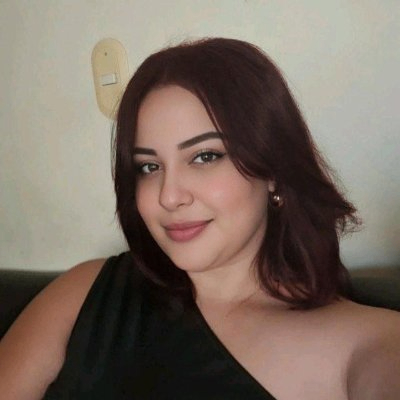 Cinthya (cinthyagz.lens) Lens social identity (.lens handle) PFP