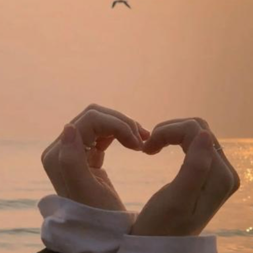 Gale (djdjdjisisis.lens) Lens social identity (.lens handle) PFP