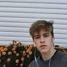 Aaron Hood (fdrrffv96542.lens) Lens social identity (.lens handle) PFP