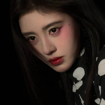 hjbn k,buhgvh (charlottesa.lens) Lens social identity (.lens handle) PFP