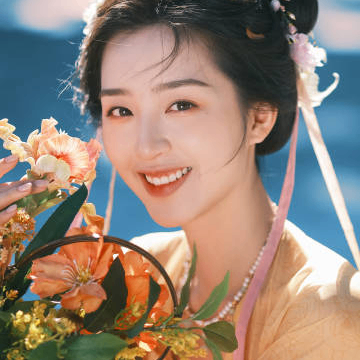 cxmcuseuydhgs (susurrus.lens) Lens social identity (.lens handle) PFP