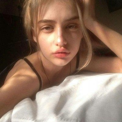 LilyMatthew (hntryz.lens) Lens social identity (.lens handle) PFP