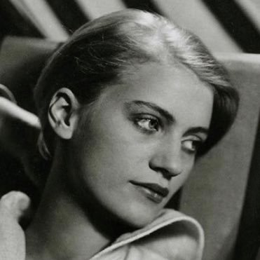 Iconic___Images (iconicimages.lens) Lens social identity (.lens handle) PFP