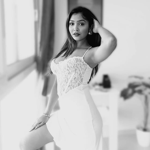 📚 Policy Maven (mobfox.lens) Lens social identity (.lens handle) PFP