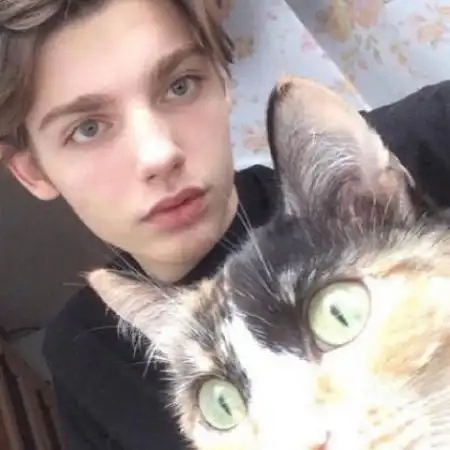 Leona Jonathan (ddwwaaqq254.lens) Lens social identity (.lens handle) PFP