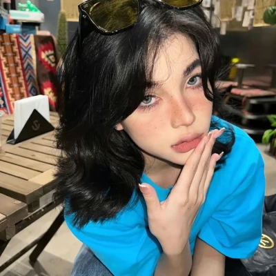 Quintina (sdgpr.lens) Lens social identity (.lens handle) PFP