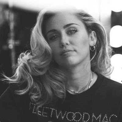 LizCollins44490 (lizcollins44490.lens) Lens social identity (.lens handle) PFP