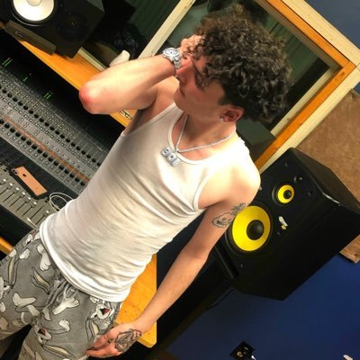 Wost (muskaan.lens) Lens social identity (.lens handle) PFP