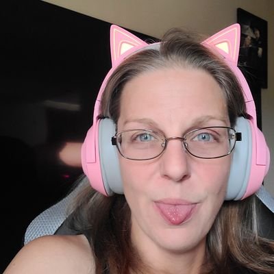 Kerry_dAway (kerrydaway.lens) Lens social identity (.lens handle) PFP